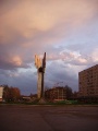 Монумент трудовой славы республики - бетонный факел на пересечении Коммунистической и Октябрьского проспекта - стал одной из визитных карточек города (стелла)