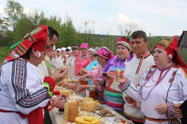 Национальный мордовский праздник "Раськень Озкс"