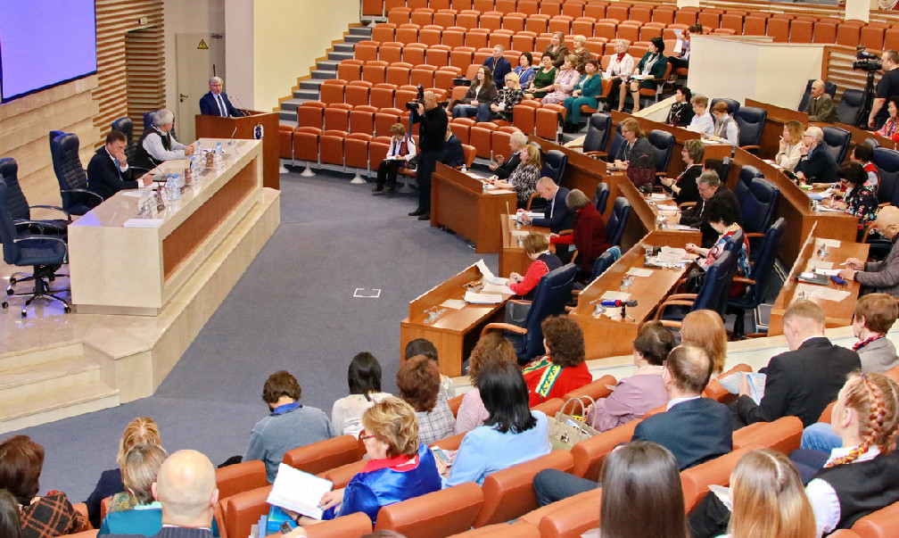 Международная годе. Международное десятилетие языков коренных народов. Год международных языков. Конференция языки Салехард 2019. Saving language