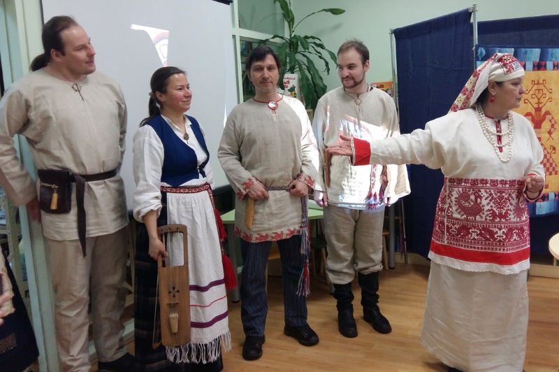 Этно хакасия. Центр коренных. Коренная народность нижневартовска. Таймырский чум. Центр коренных.