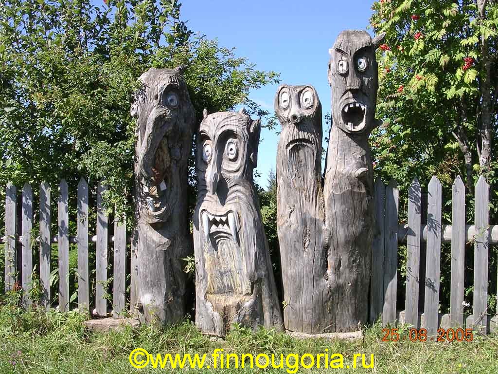 Коми пермяцкий и пермский. Парк деревянных скульптур Пармайлово. Пармайлово Пермский край музей. Деревянные статуи Коми Пермяков Парамойлово. Пармайлово Пермский край деревянные скульптуры.