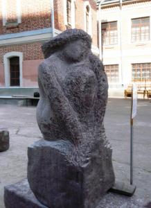 foto skulpturnyi plener Znak roda15.JPG
