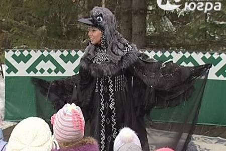 Вороний день. Праздники Ханты и манси Вороний день. Вурнга Хатл (Вороний день). Костюм вороны Хантыйский праздник. Костюм вороны Ханты и манси