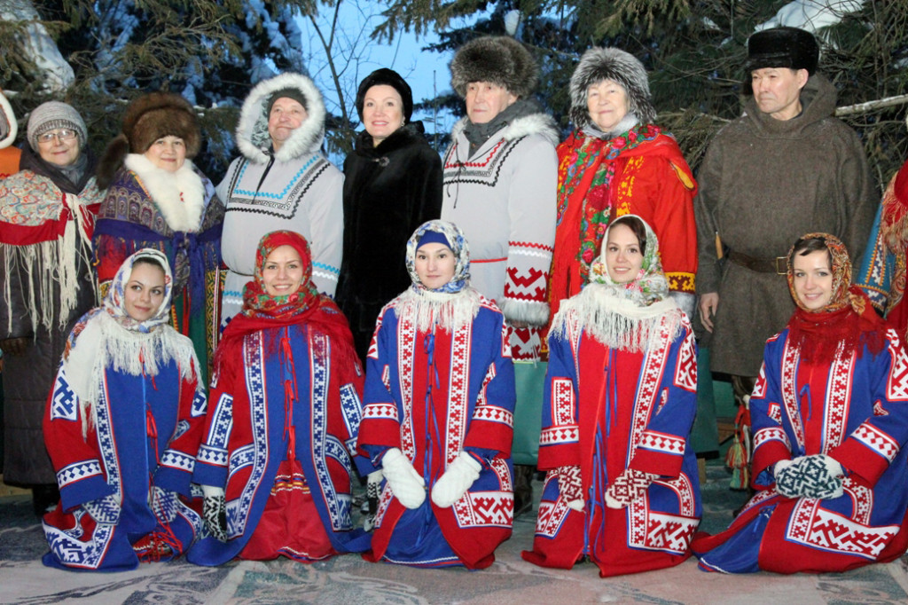 Многочисленный северный народ. Саамы и ненцы. Карелы ненцы Коми. Саамы манси. Саамы и Карелы.